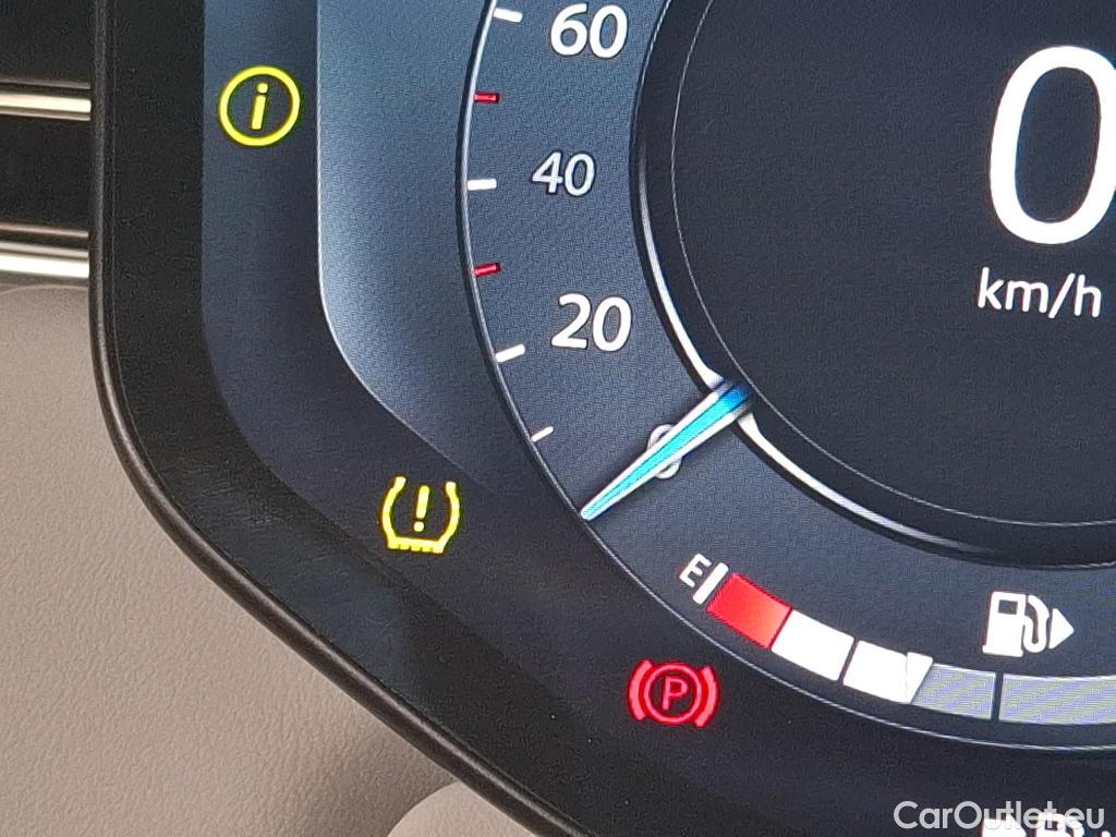  Land Rover  Range Rover Sport LAND ROVER  / 2022 / 5P / SUV P460e - S #41