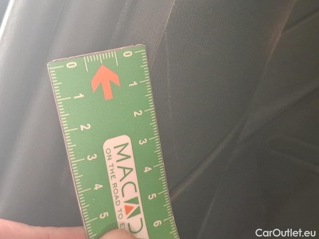  Mercedes  G-Klasee MERCEDES-BENZ GLE / 2020 / 5P / SUV GLE 350 de 4MATIC AMG Line #11