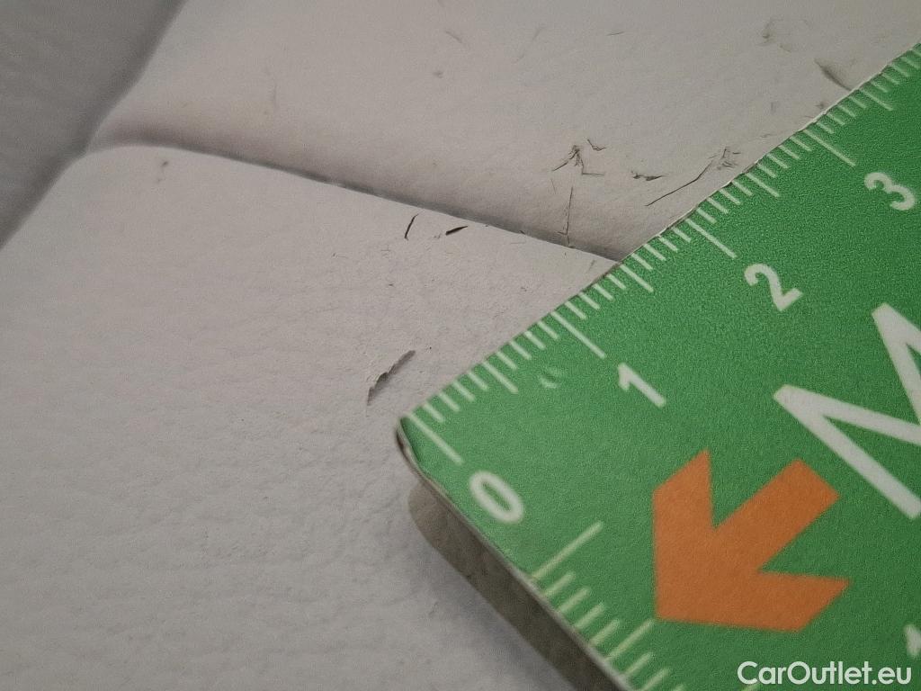  Land Rover  Range Rover Sport LAND ROVER  / 2022 / 5P / SUV P460e - S #27