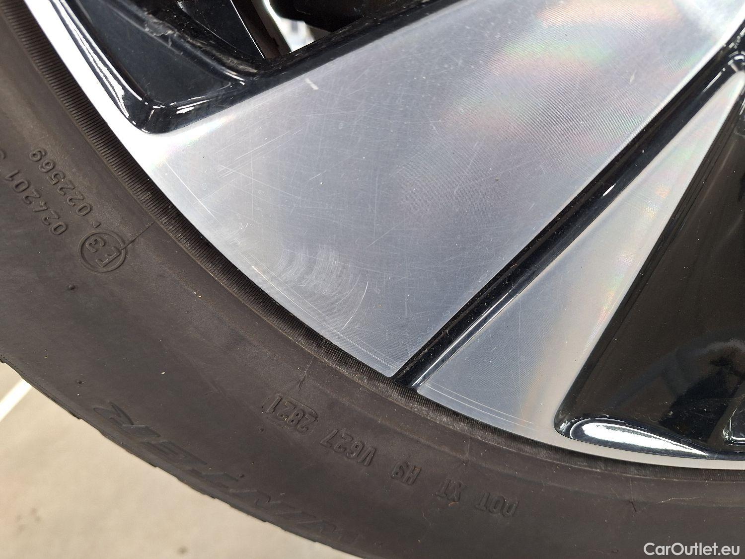  Volvo  XC 40 Volvo, XC40 '17, Volvo XC40 T5 Recharge Geartronic Inscription Expr #12