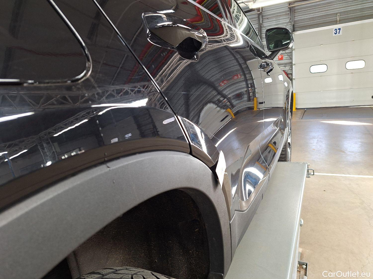  Volvo  XC 40 Volvo, XC40 '17, Volvo XC40 T5 Recharge Geartronic Inscription Expr #18