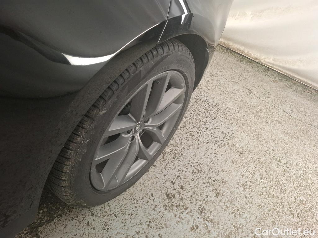  Land Rover  Range Rover Sport LAND ROVER  / 2022 / 5P / SUV P460e - S #13