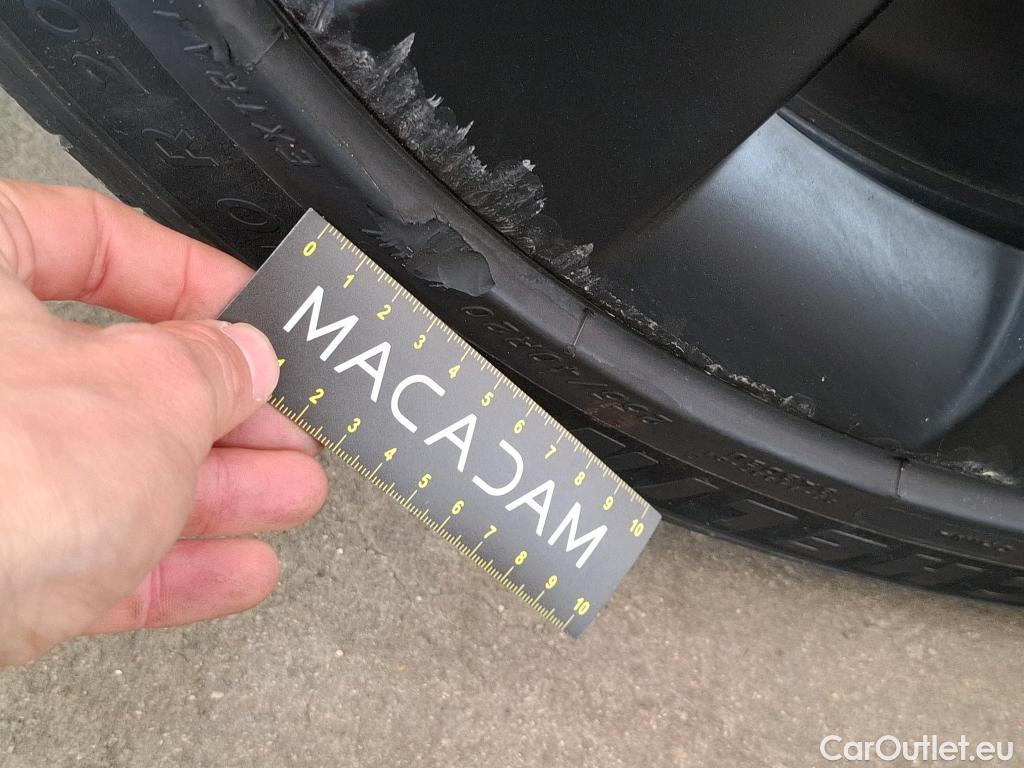  Tesla  Model Y TESLA  / 2020 / 5P / SUV Grand Autonomie Dual Motor AWD #8