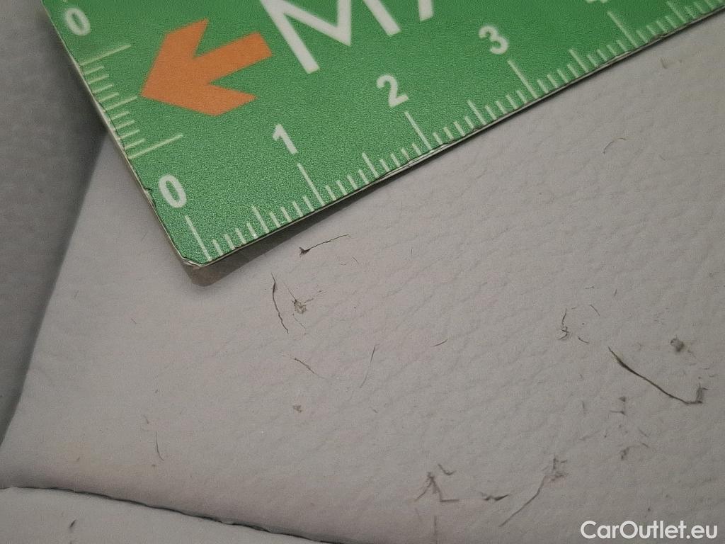  Land Rover  Range Rover Sport LAND ROVER  / 2022 / 5P / SUV P460e - S #25