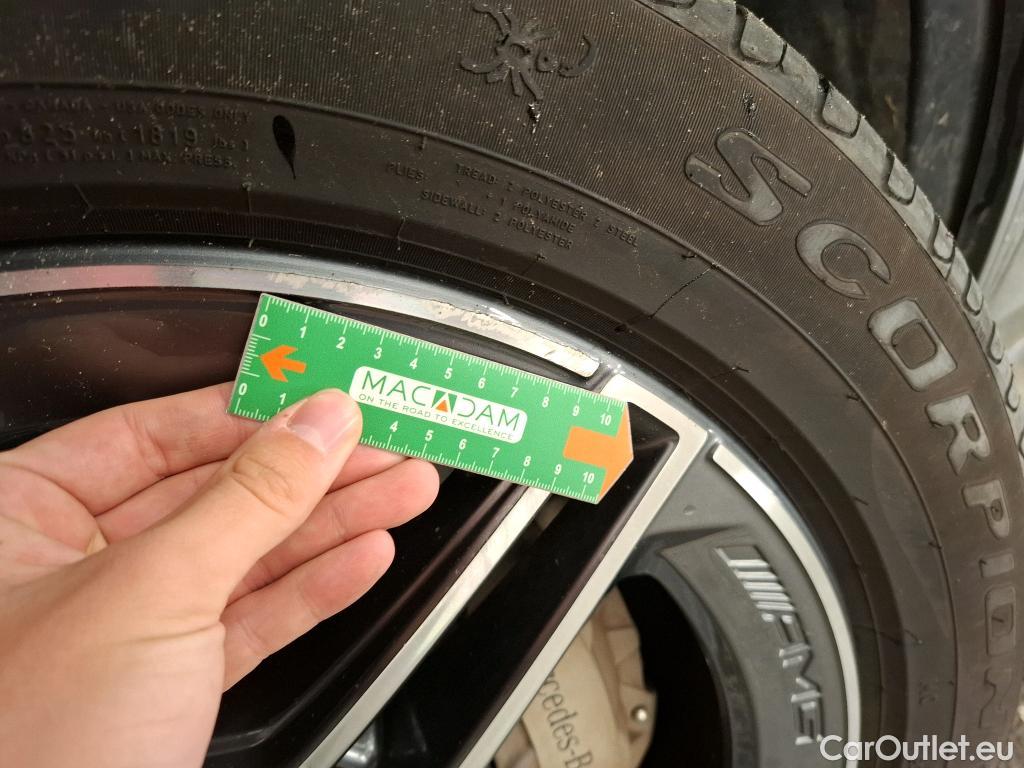  Mercedes  G-Klasee MERCEDES-BENZ GLC Coupe / 2019 / 5P / Coupé GLC 300 e AMG Line 4Matic #5