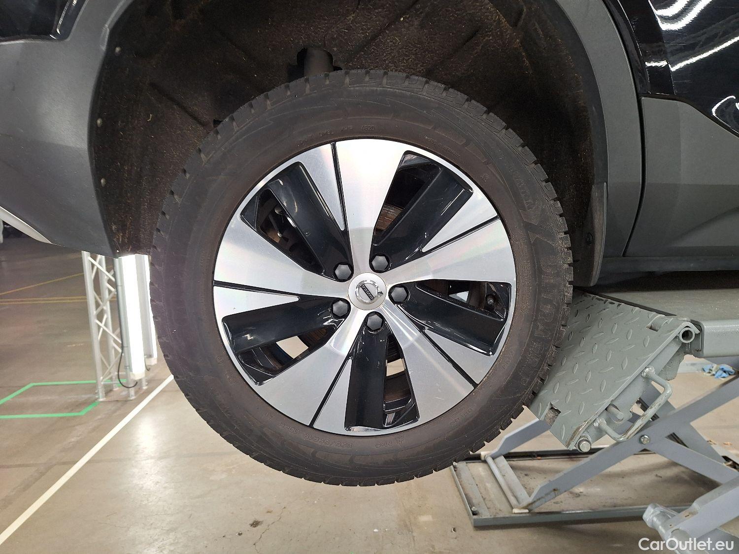  Volvo  XC 40 Volvo, XC40 '17, Volvo XC40 T5 Recharge Geartronic Inscription Expr #5