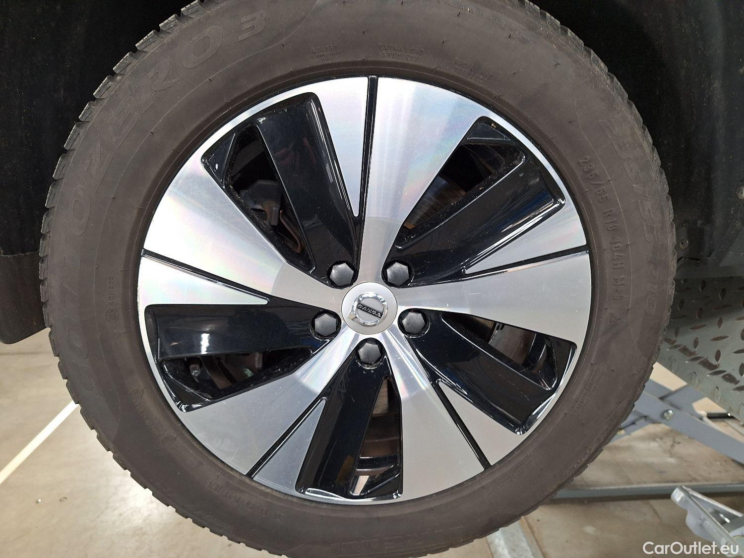  Volvo  XC 40 Volvo, XC40 '17, Volvo XC40 T5 Recharge Geartronic Inscription Expr #11