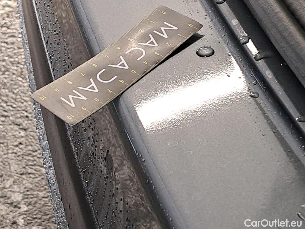  Mercedes  GLC MERCEDES-BENZ  / 2022 / 5P / SUV  300 de AMG Line 4MATIC #3