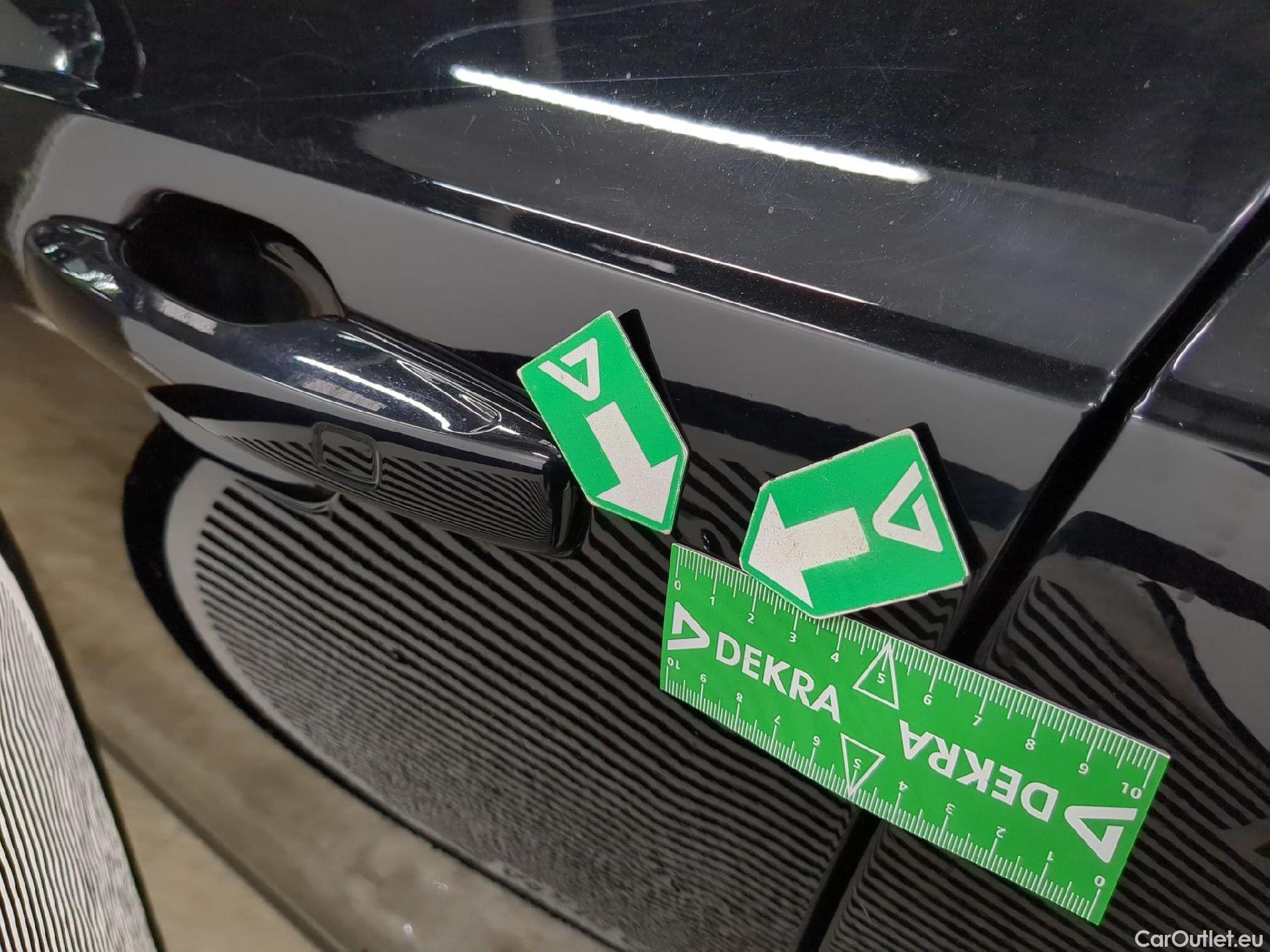  Volvo  XC90 VOLVO  / 2019 / 5P / SUV Recharge T8 AWD GT 8 Ultimate Dark #40