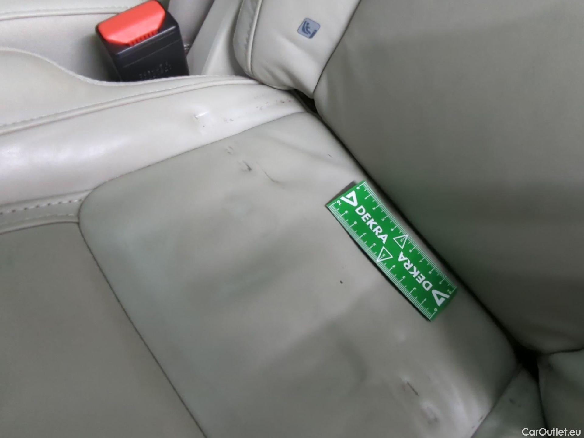  Volvo  XC90 VOLVO  / 2019 / 5P / SUV Recharge T8 AWD GT 8 Ultimate Dark #3