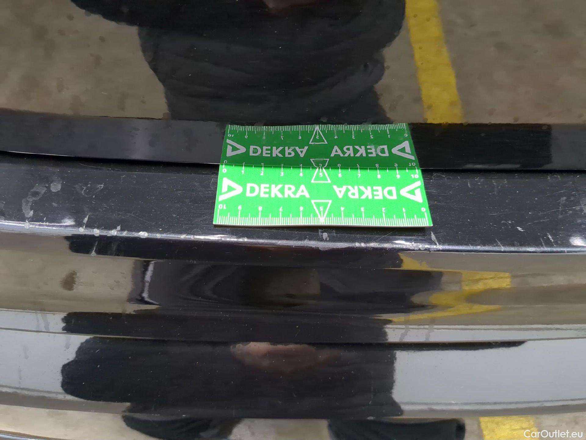  Volvo  XC90 VOLVO  / 2019 / 5P / SUV Recharge T8 AWD GT 8 Ultimate Dark #30