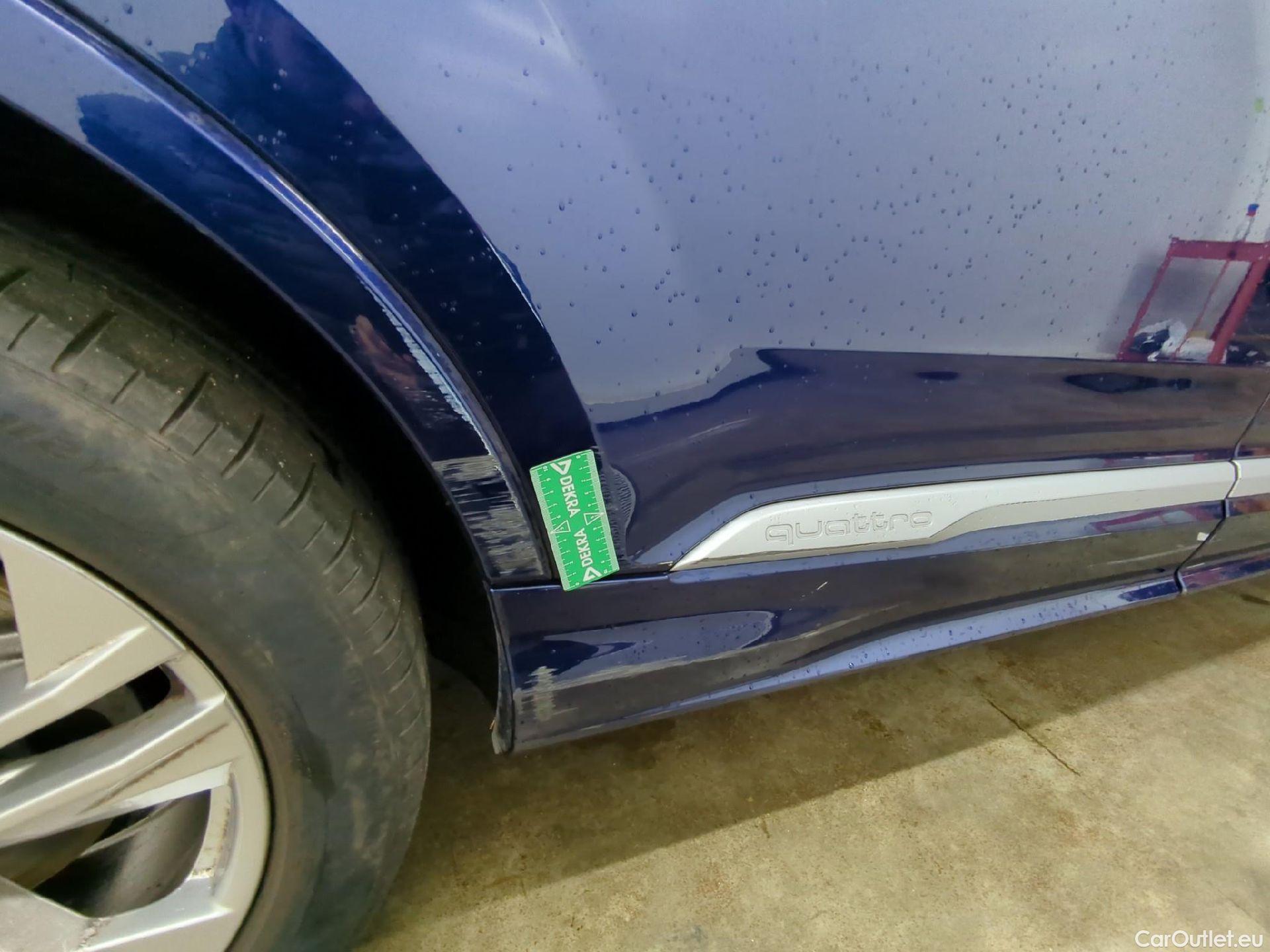  Audi  Q7 AUDI  / 2019 / 5P / SUV 55 TFSIe 380ch quattro Tip Avus Extended #10