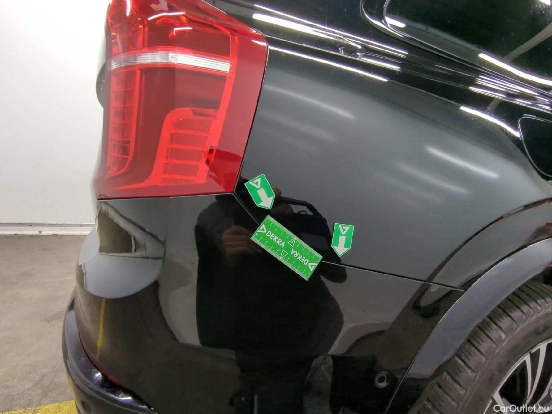  Volvo  XC90 VOLVO  / 2019 / 5P / SUV Recharge T8 AWD GT 8 Ultimate Dark #31