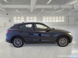  Alfa Romeo   STELVIO ALFA ROMEO / 2017 / 5P / SUV 2.2 TURBO DIESEL 190CV BUSINESS AT8 Q4 #7