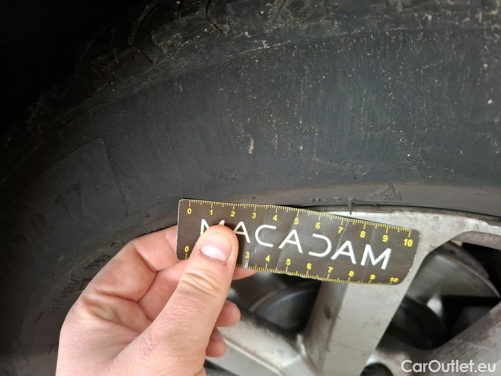  Renault  Kadjar RENAULT  / 2018 / 5P / Crossover Business TCe 140 EDC FAP - 21 #11