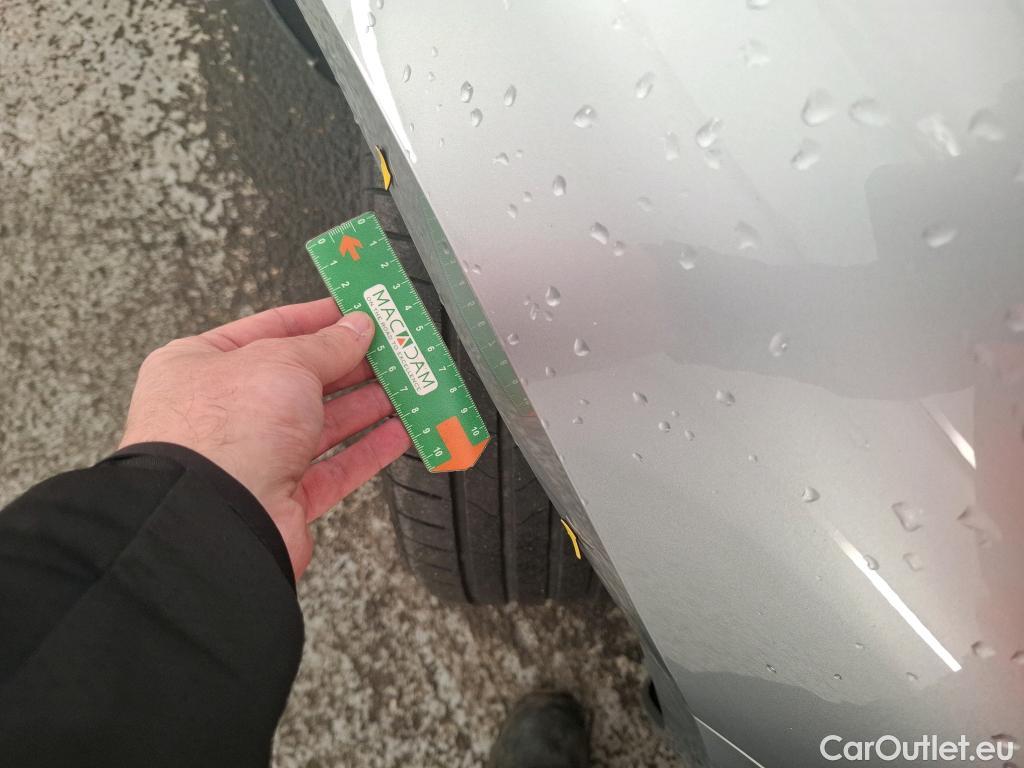  Renault  Megane RENAULT Mégane Estate / 2020 / 5P / Break Intens TCe 140 EDC FAP -21N #3