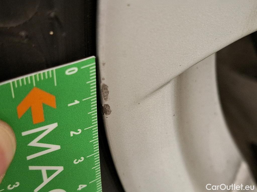  Toyota  Corolla TOYOTA  / 2018 / 5P / Berline Hybride 122h Dynamic Business #25