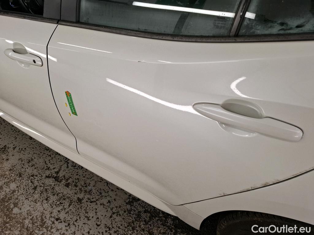  Toyota  Corolla TOYOTA  / 2018 / 5P / Berline Hybride 122h Dynamic Business #10