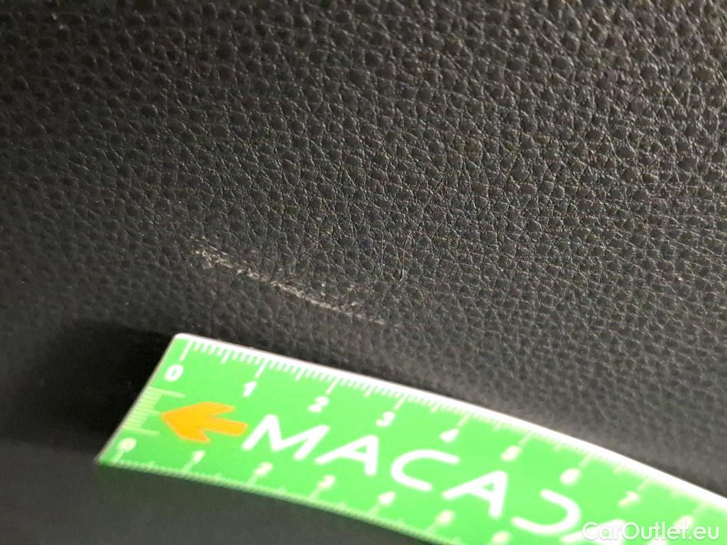  Toyota  Corolla TOYOTA  / 2018 / 5P / Berline Hybride 122h Dynamic Business #39