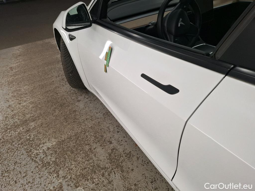  Tesla  Model 3 TESLA  / 2018 / 4P / Berline Grande Autonomie #44