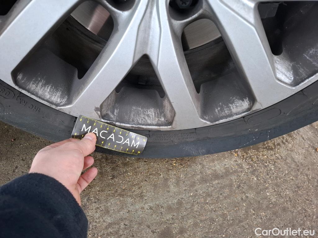  Renault  Kadjar RENAULT  / 2018 / 5P / Crossover Business TCe 140 EDC FAP - 21 #17