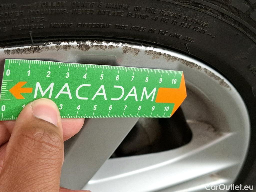  Toyota  Corolla TOYOTA  / 2018 / 5P / Berline Hybride 122h Dynamic Business #28