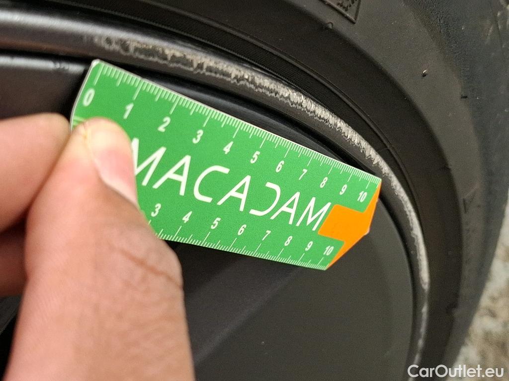  Tesla  Model 3 TESLA  / 2018 / 4P / Berline Grande Autonomie #37