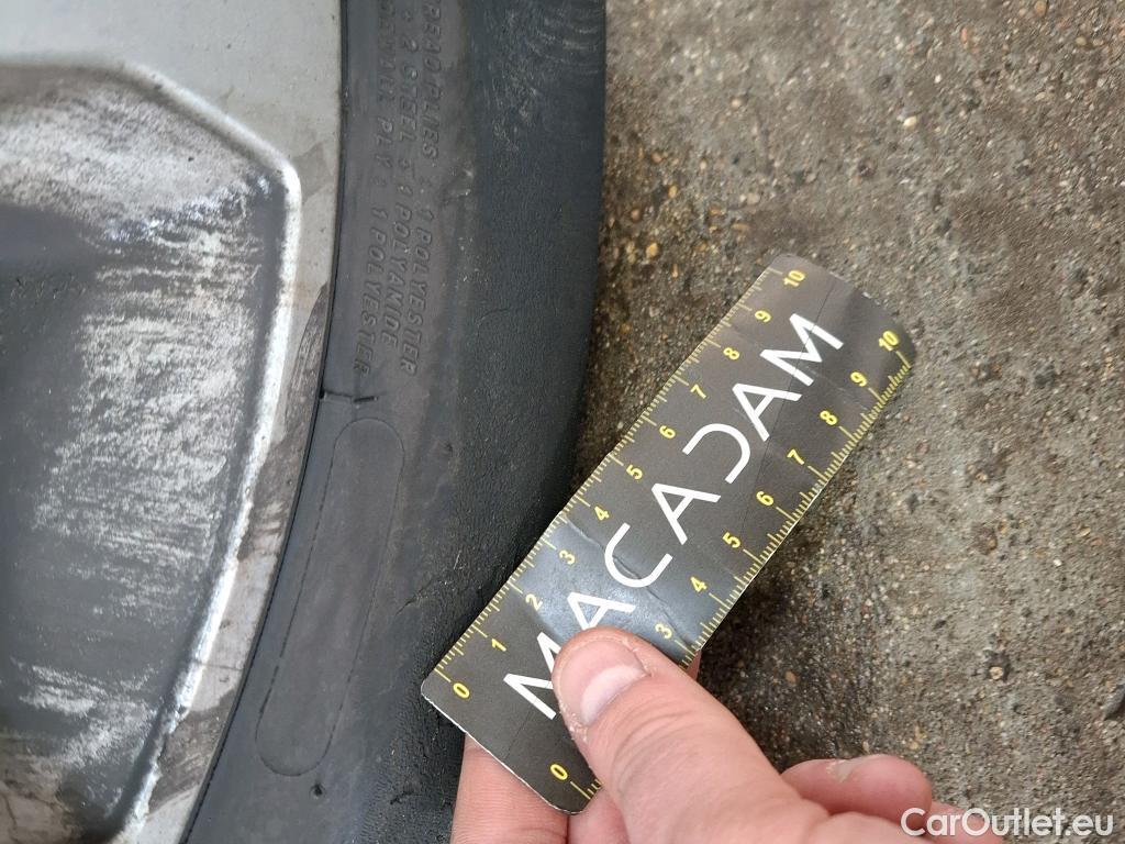  Renault  Kadjar RENAULT  / 2018 / 5P / Crossover Business TCe 140 EDC FAP - 21 #12