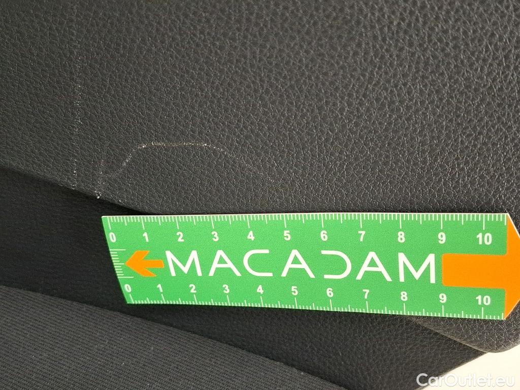  Toyota  Corolla TOYOTA  / 2018 / 5P / Berline Hybride 122h Dynamic Business #37