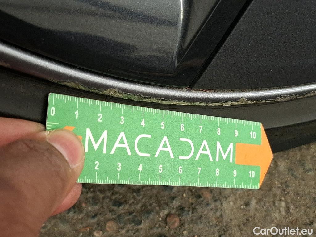  Tesla  Model 3 TESLA  / 2018 / 4P / Berline Grande Autonomie #11