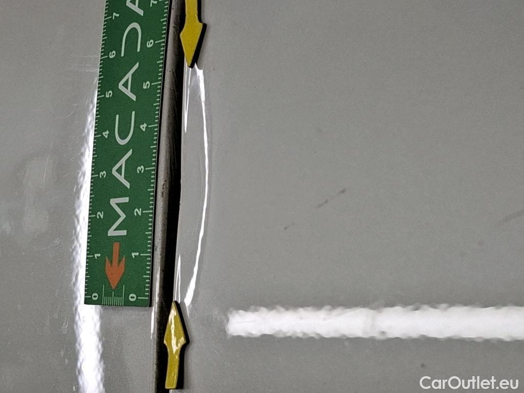  Toyota  Corolla TOYOTA  / 2018 / 5P / Berline Hybride 122h Dynamic Business #2