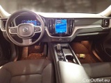  Volvo  XC60 VOLVO  / 2021 / 5P / SUV B4 D AWD AUTOMATICO MOMENTUM PRO MY22 #3