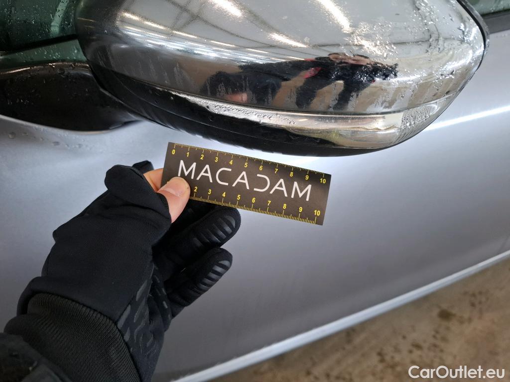  Peugeot  208  Signature 1.2 PureTech 80CV BVM5 E6dT #32