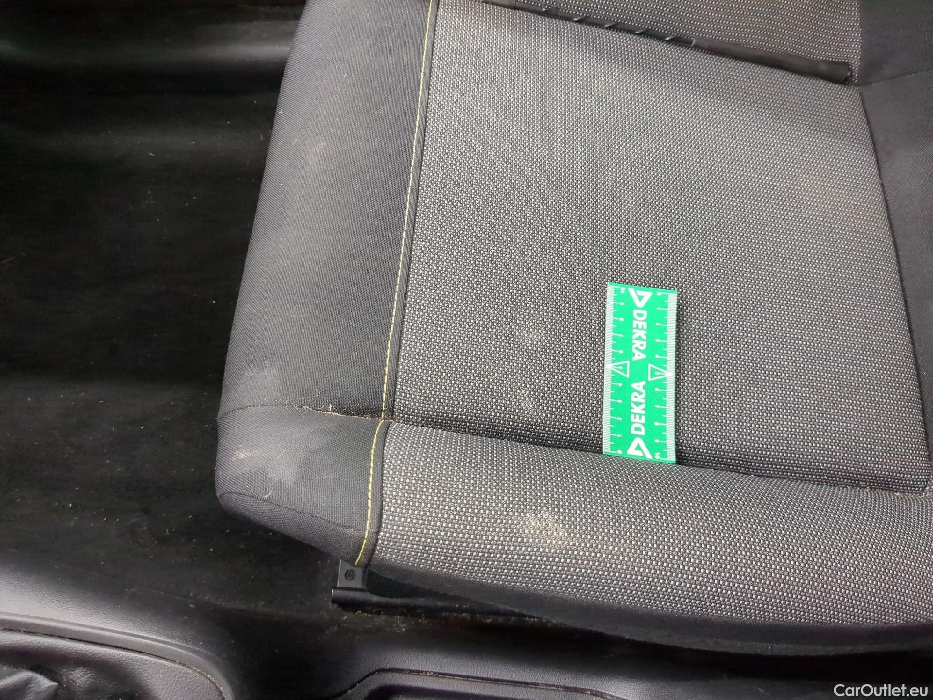  Citroen  C3  Société Feel 1.2 PureTech 80CV BVM5 E6d #1