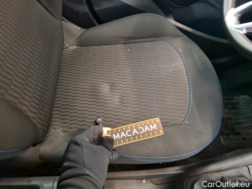  Peugeot  208  Signature 1.2 PureTech 80CV BVM5 E6dT #39