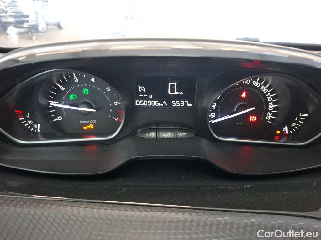  Peugeot  208  Signature 1.2 PureTech 80CV BVM5 E6dT #42