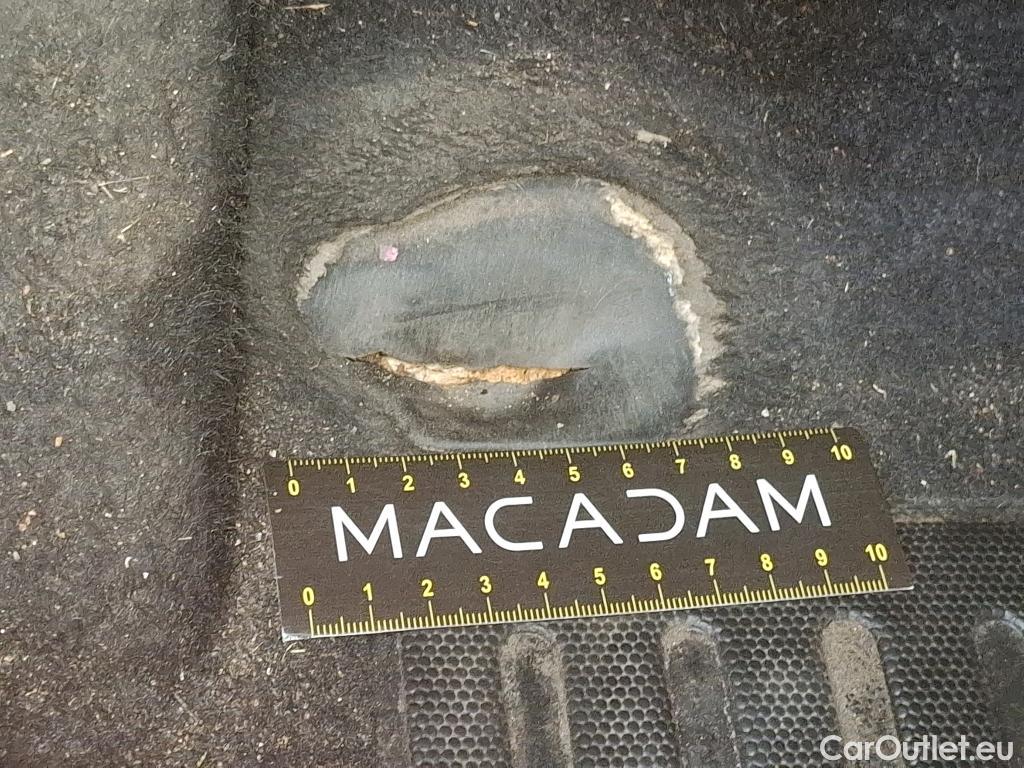  Citroen  C3  Feel Business 1.2 PureTech 80CV BVM5 E6d #6