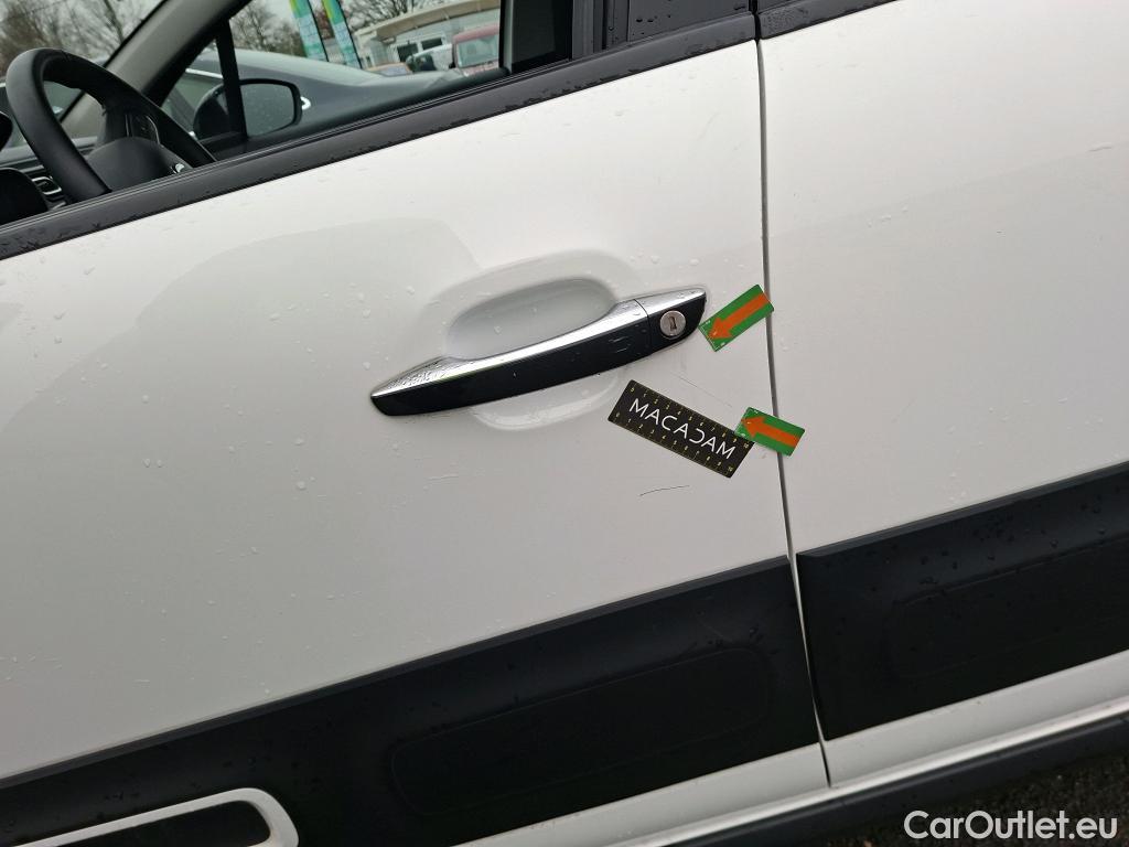  Citroen  C3  Shine Pack 1.2 PureTech 110CV BVM6 6E #16