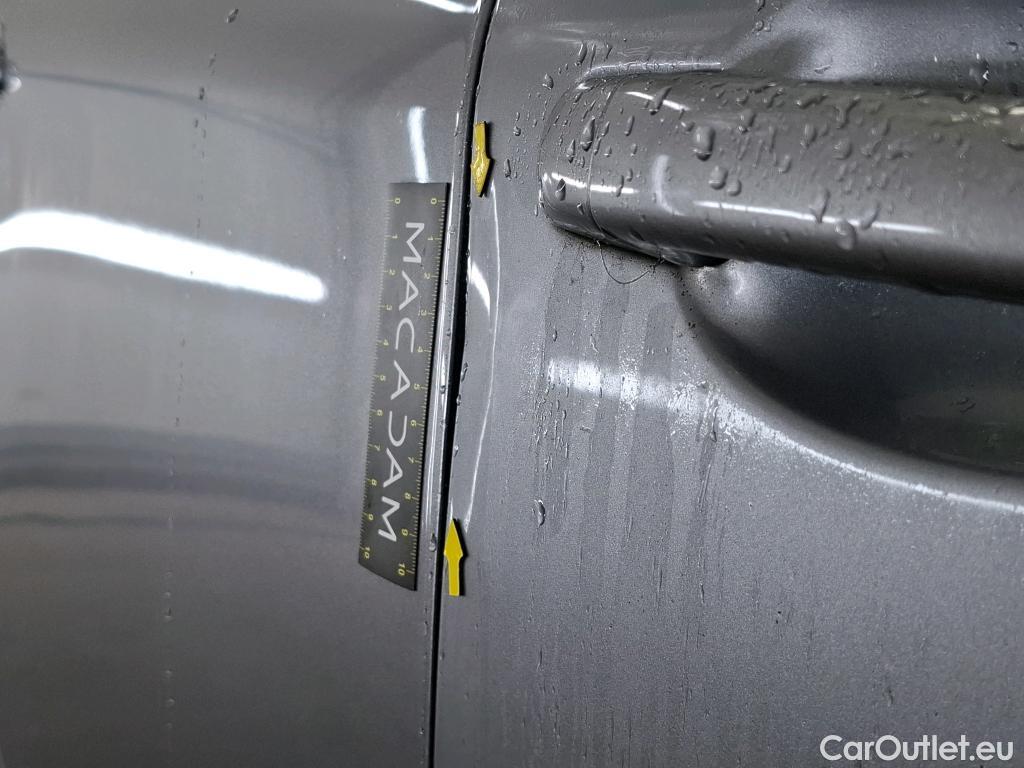  Peugeot  208  Signature 1.2 PureTech 80CV BVM5 E6dT #8