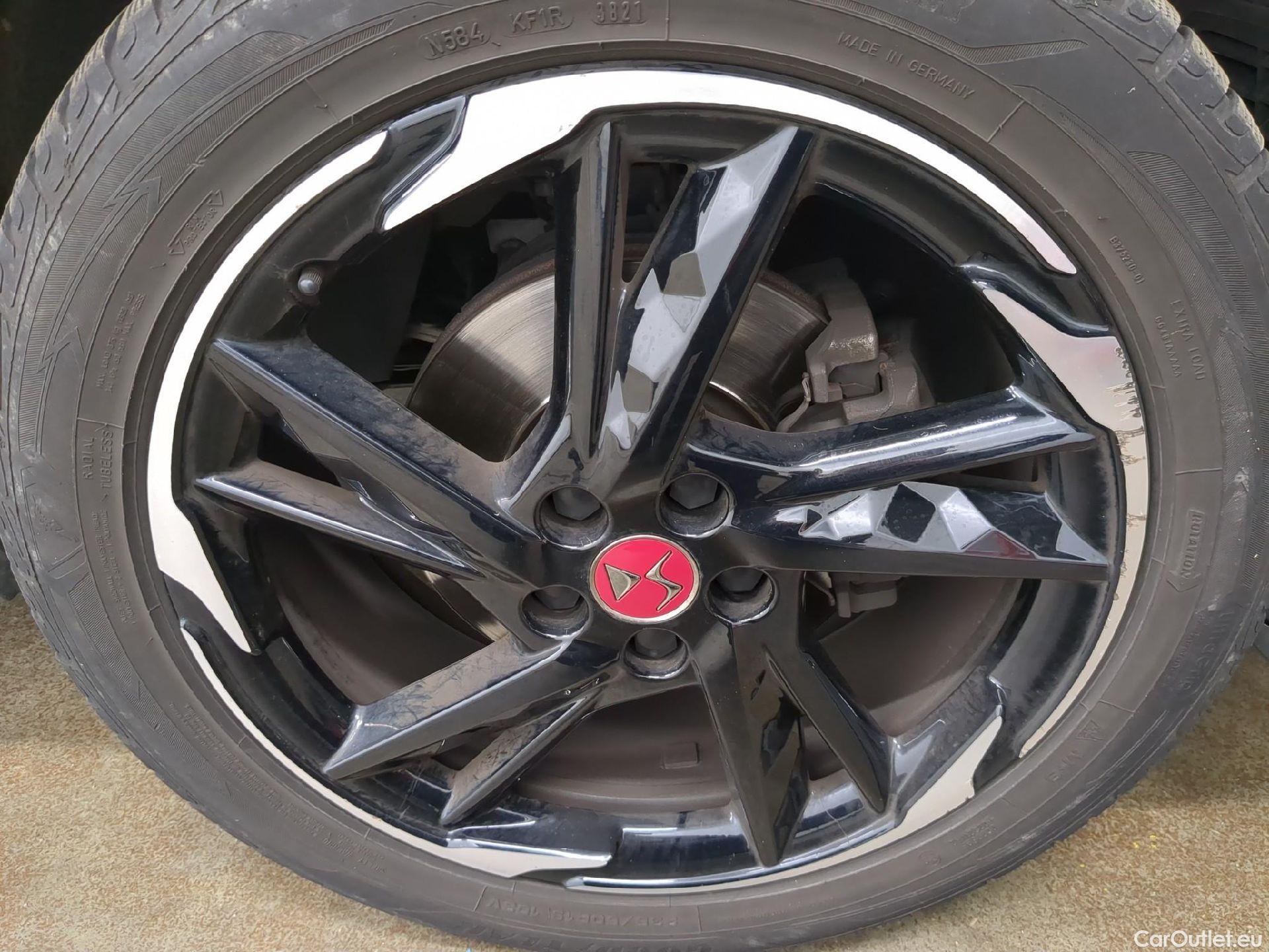  DS  DS7 7 Crossback Performance Line 1.6 PureTech 180CV BVA8 E6d #4