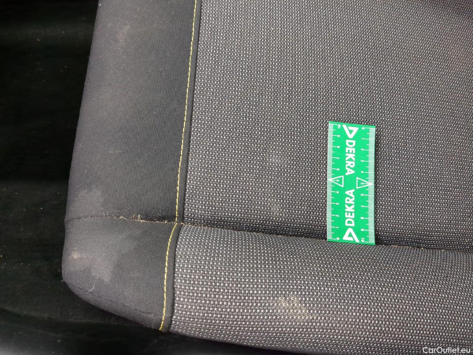  Citroen  C3  Société Feel 1.2 PureTech 80CV BVM5 E6d #2