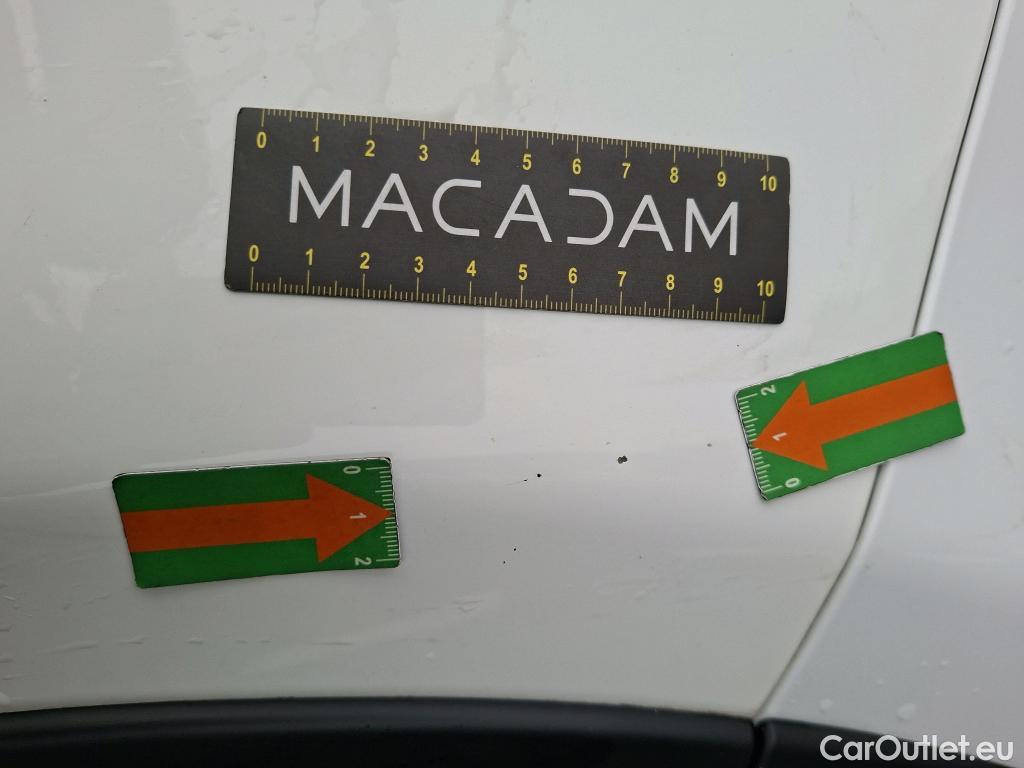  Citroen  C3  Shine Pack 1.2 PureTech 110CV BVM6 6E #33