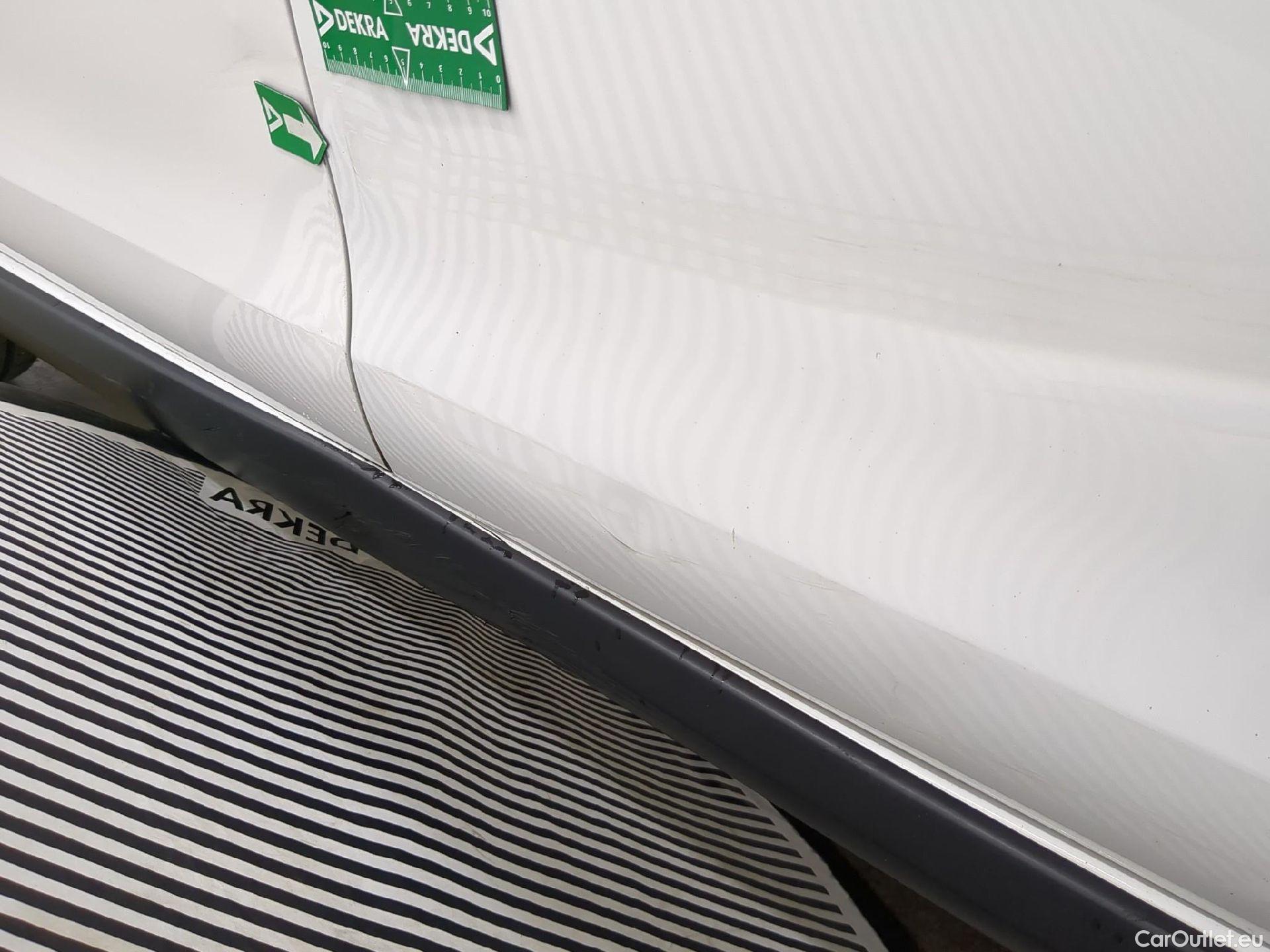  Citroen  C3  Société Feel 1.2 PureTech 80CV BVM5 E6d #15