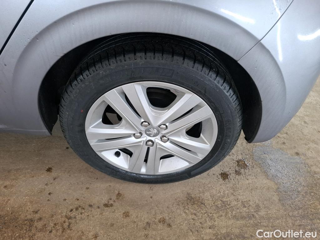  Peugeot  208  Signature 1.2 PureTech 80CV BVM5 E6dT #26