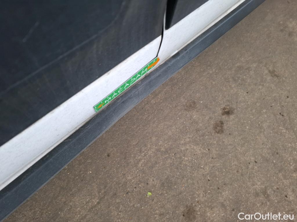  Citroen  C3 CITROEN  Société / 2020 / 5P / Berline / VU PureTech 83 S&S BVM Feel Nav #8