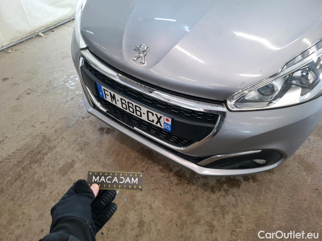  Peugeot  208  Signature 1.2 PureTech 80CV BVM5 E6dT #9