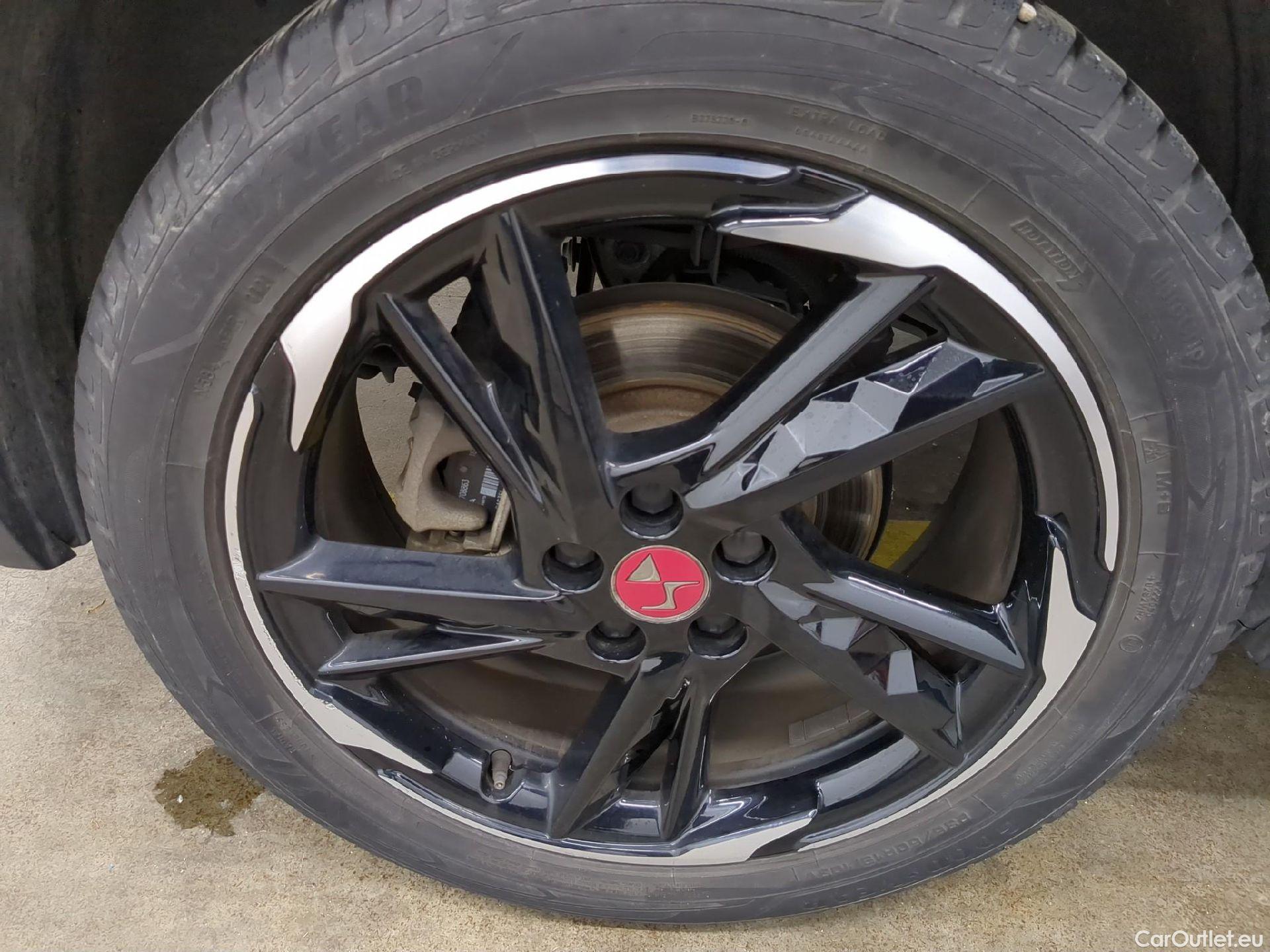  DS  DS7 7 Crossback Performance Line 1.6 PureTech 180CV BVA8 E6d #13