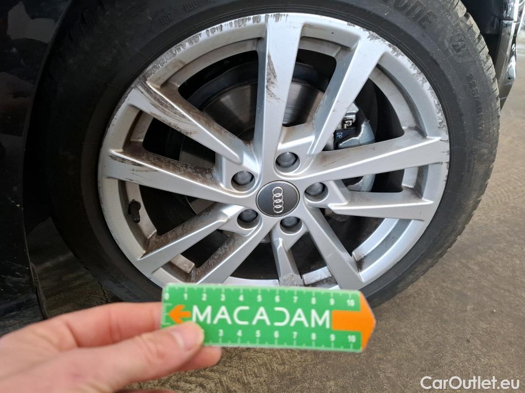  Audi  A3 AUDI  Sportback / 2016 / 5P / Berline 30 TFSI S TRONIC BUSINESS LINE #32