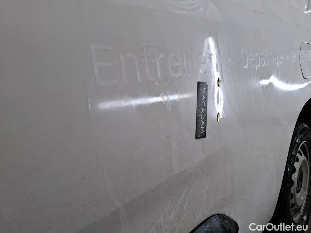  Citroen  Berlingo  Fourgon Club XL 950 1.5 BlueHDi 100CV BVM5 E6dT #19