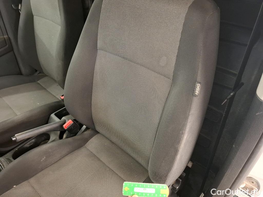  Volkswagen  Caddy VOLKSWAGEN  Van VU 4p Fourgonnette 2.0 TDI 102 Business Line #31